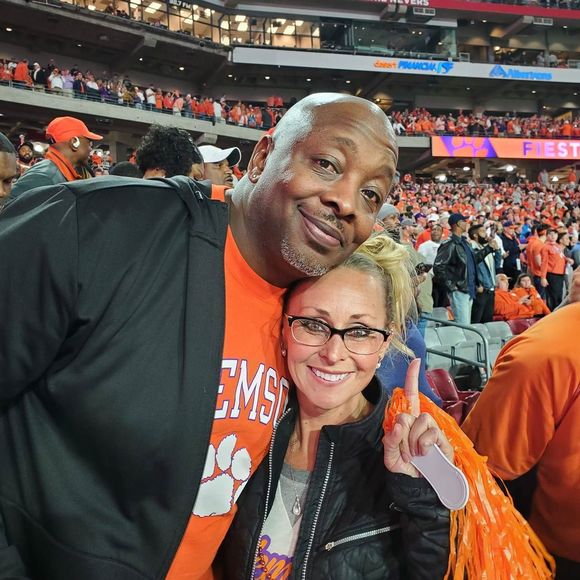 Meet your Posher, Cayce - Picture 1 of 1